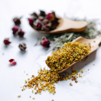 Osmanthus & Rose Herbal Tea Blend – Dried Floral Ingredients